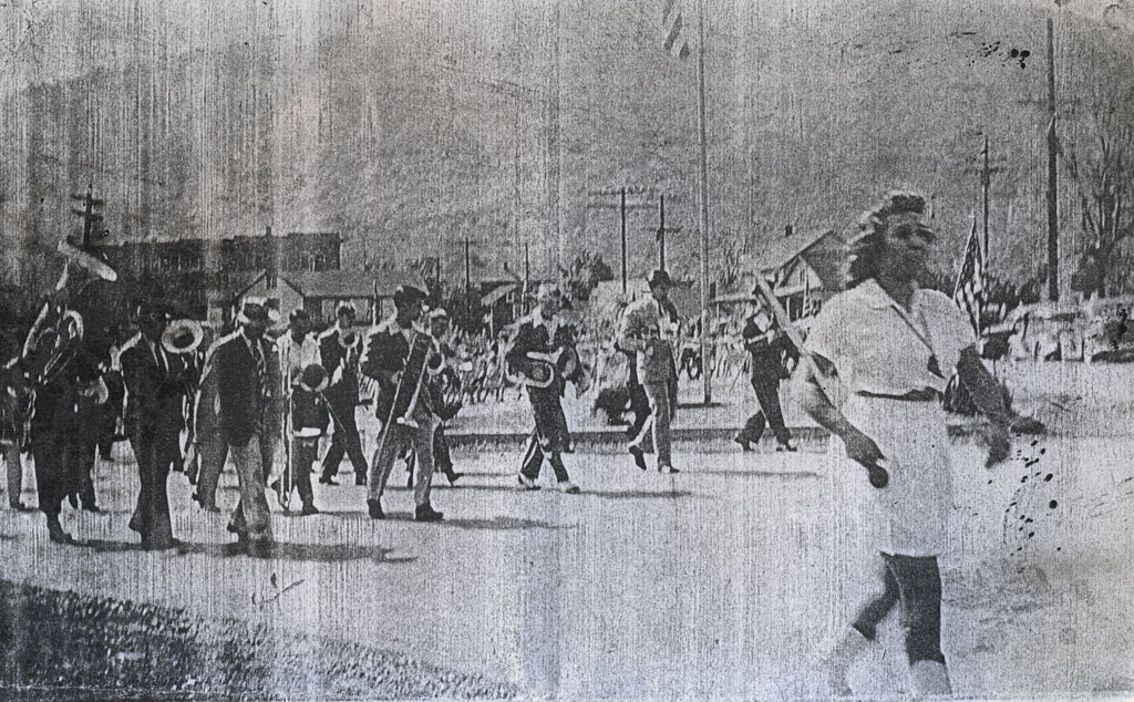 parade mapleton 2.jpg